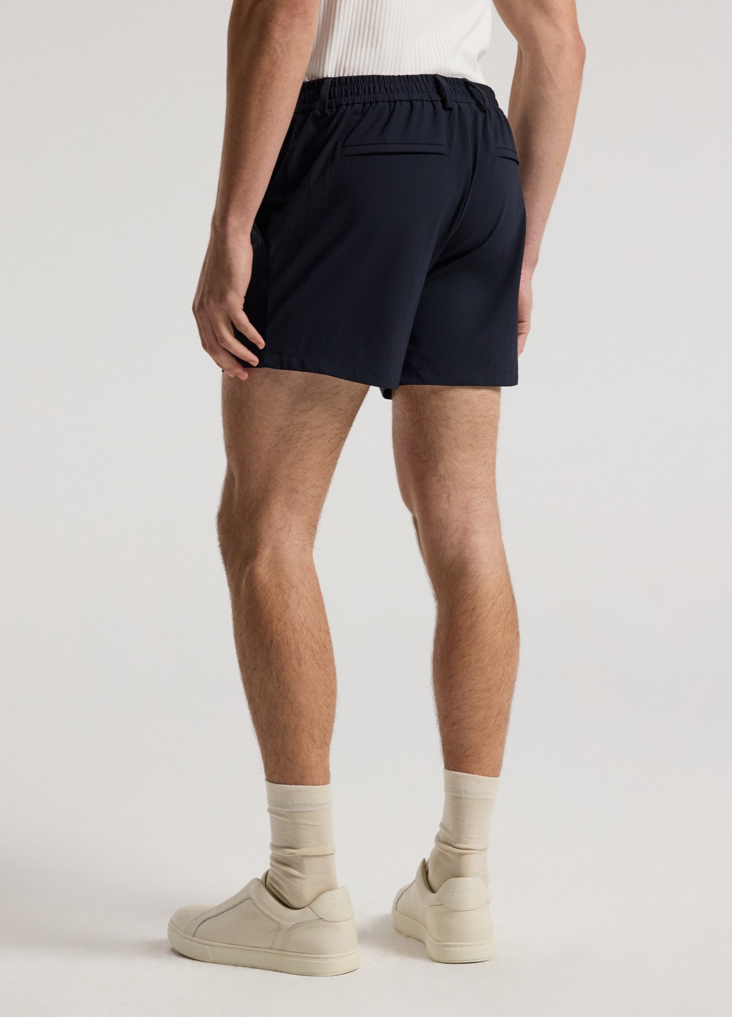 Performance Pintuck Shorts Navy