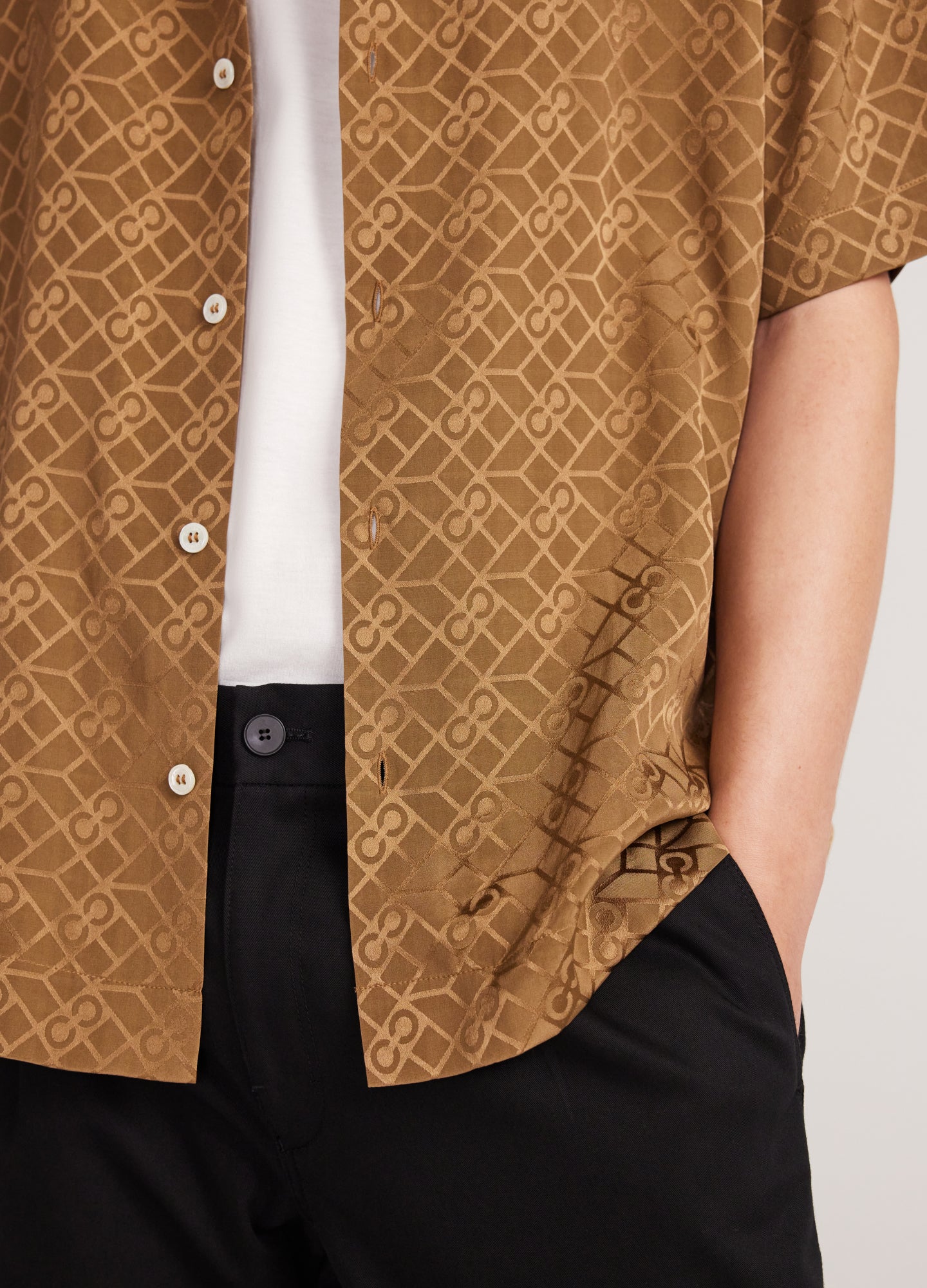 Logo Jacquard Silk Short Sleeve Shirt Toffee