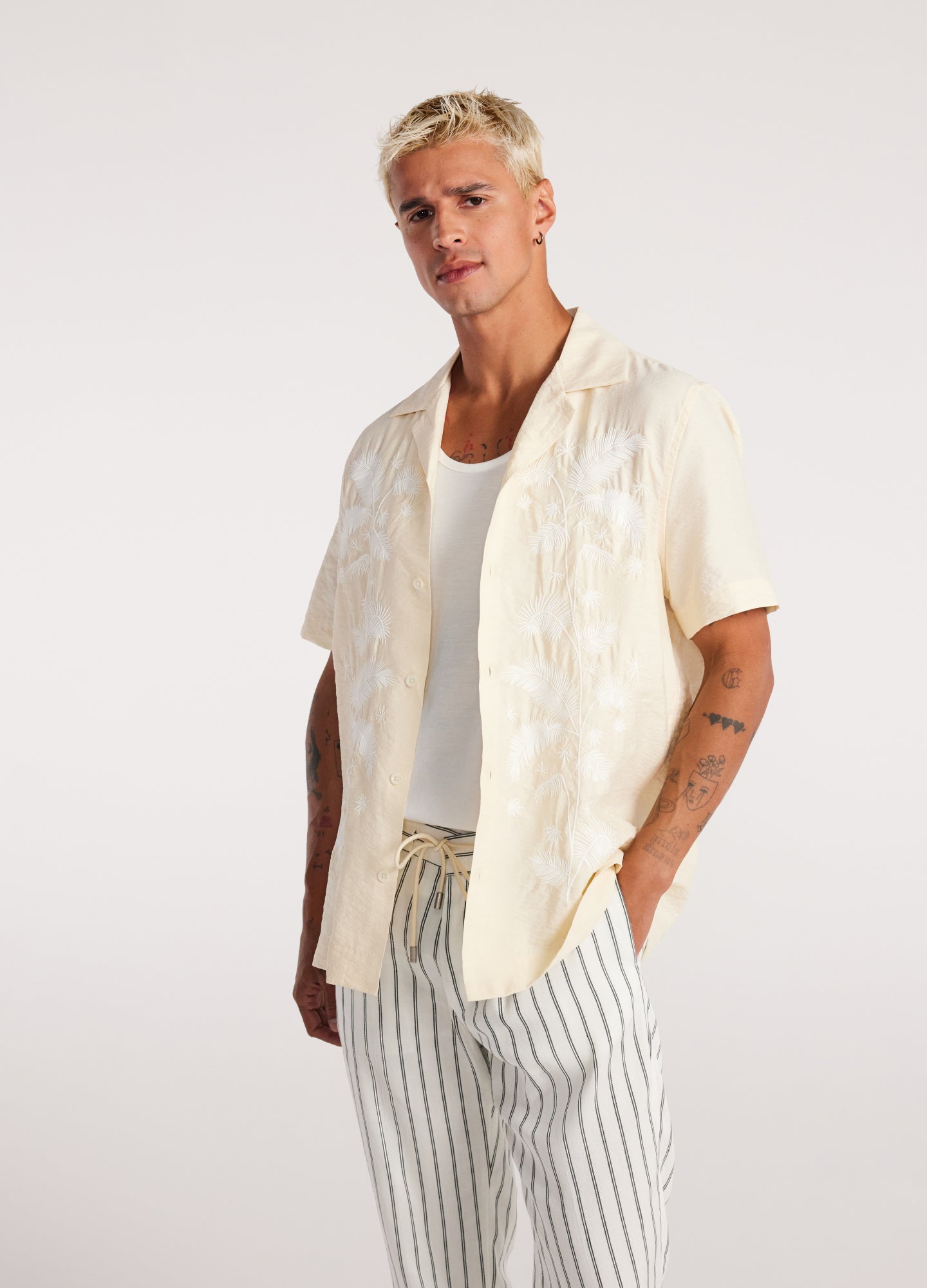 Palm Embroidered Silk Short Sleeve Shirt Off White