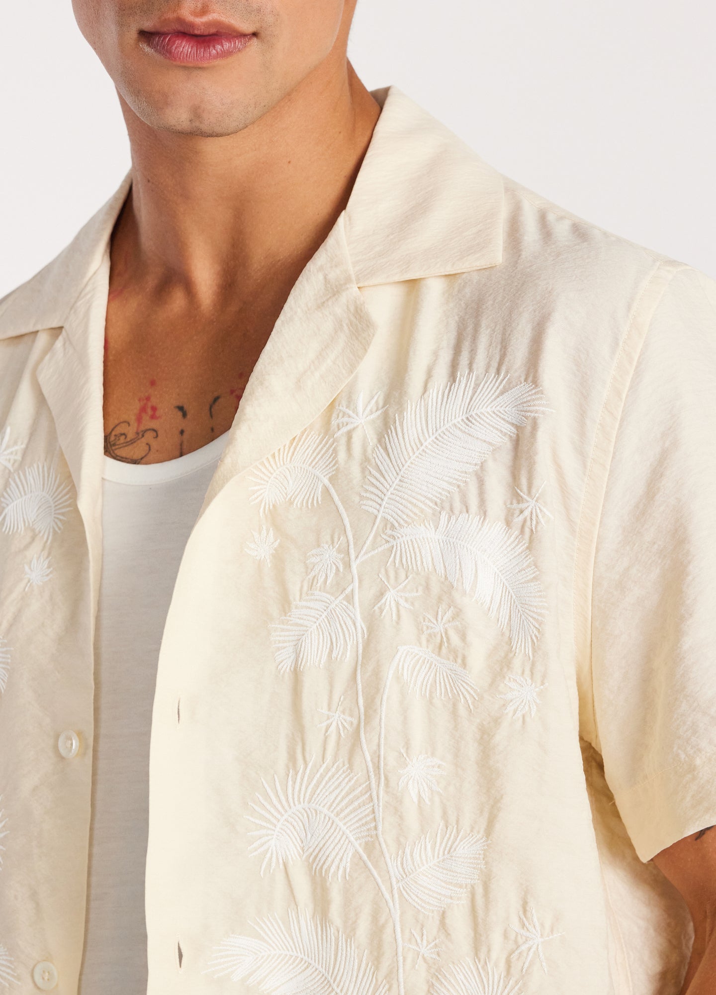 Palm Embroidered Silk Short Sleeve Shirt Off White