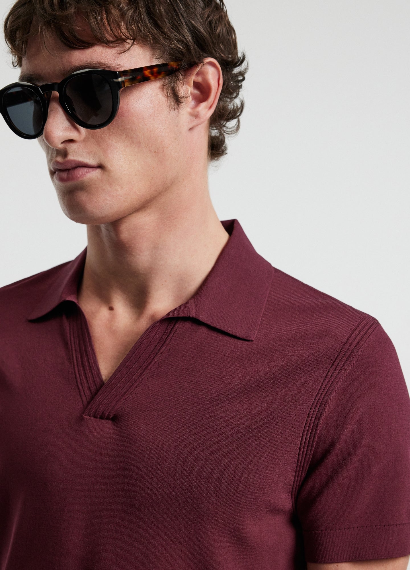 Tech Shoulder Trim Polo Wine