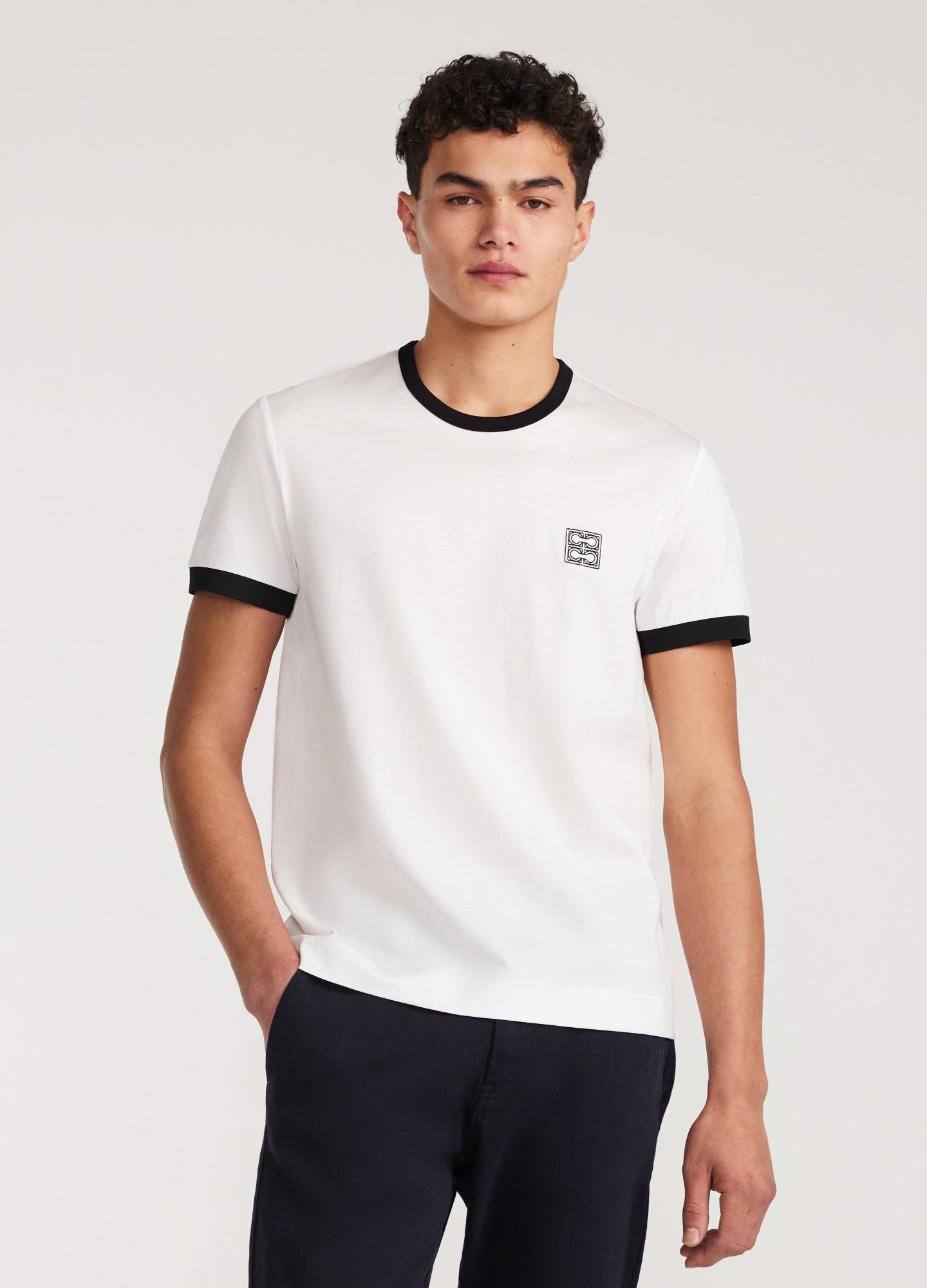 Monogram Ringer T-shirt Off White